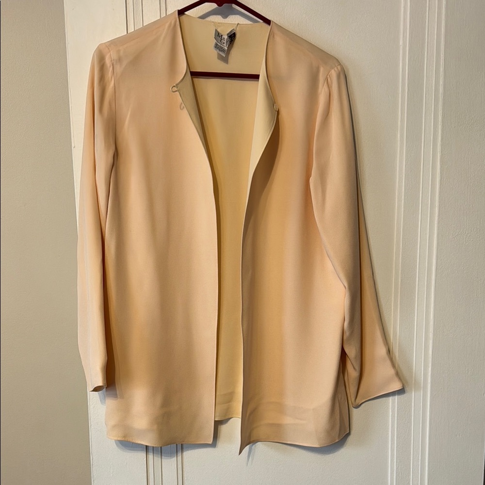 Elegant Cream Blazer